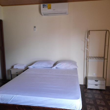 Cabinas Playa Agujas Apartamento Quebrada Ganado Exterior foto